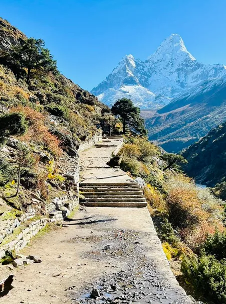 How to Prevent Injuries While Trekking to Everest Base Camp
