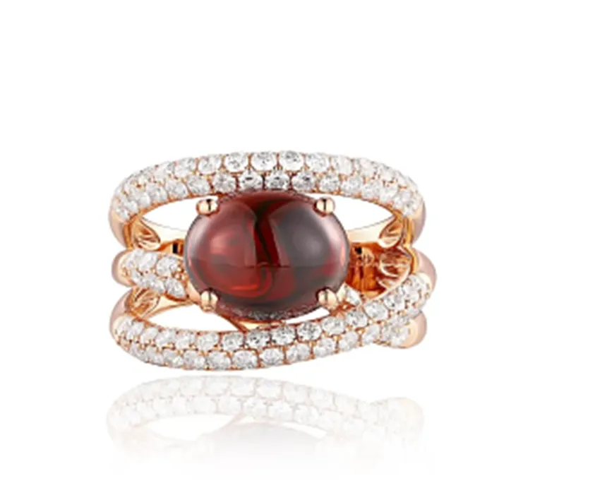In the heart of Prague lies a jewellery boutique that channels centuries of Bohemian artistry — a shop where the fiery red glow of genuine Czech garnets meets modern design and timeless elegance. For those seeking a piece that carries both history and refined craftsmanship, such a jewellery shop offers a unique gateway into the world of Bohemian garnet jewellery.