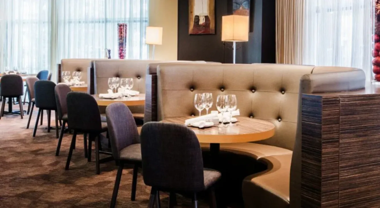 A Crafty Look at Why Restaurants Choose the Chairs They Do