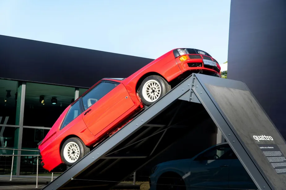 How To Choose the Best Home Car Lift for Small Garage Spaces