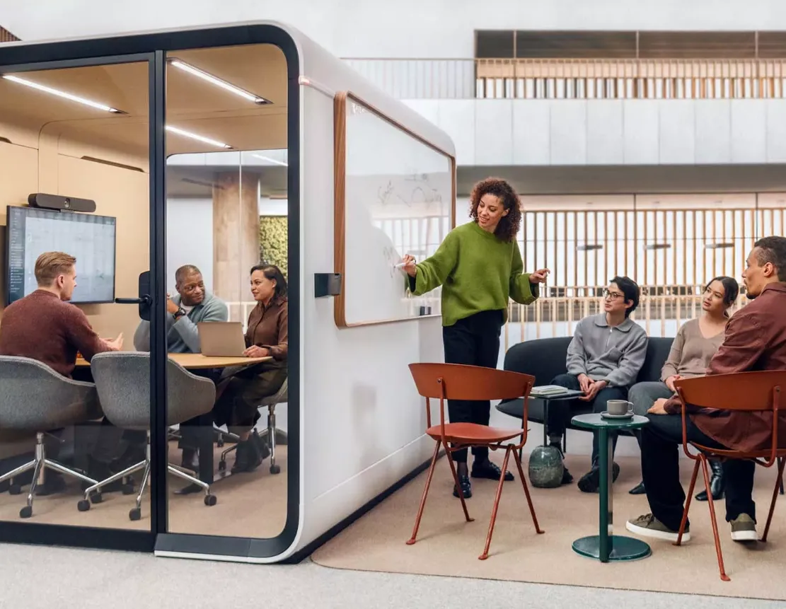 The Evolving Role of Office Furniture in Modern Work Environments