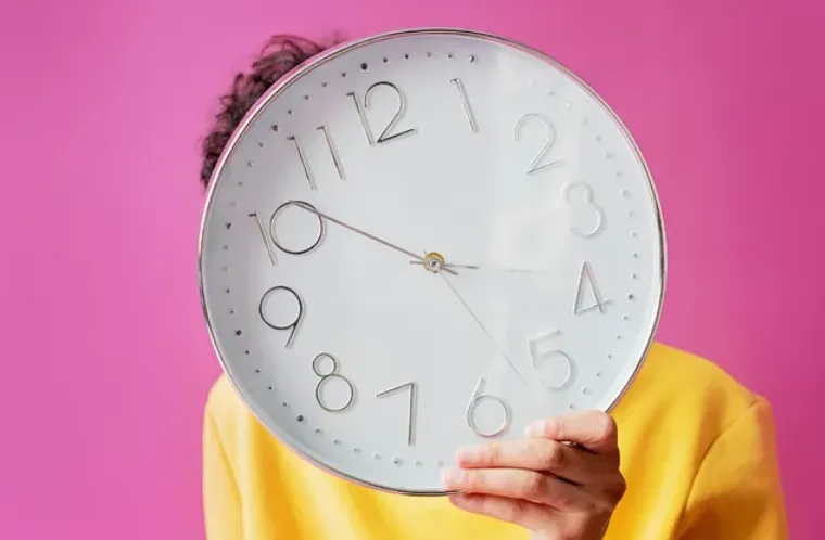What are Full-time hours