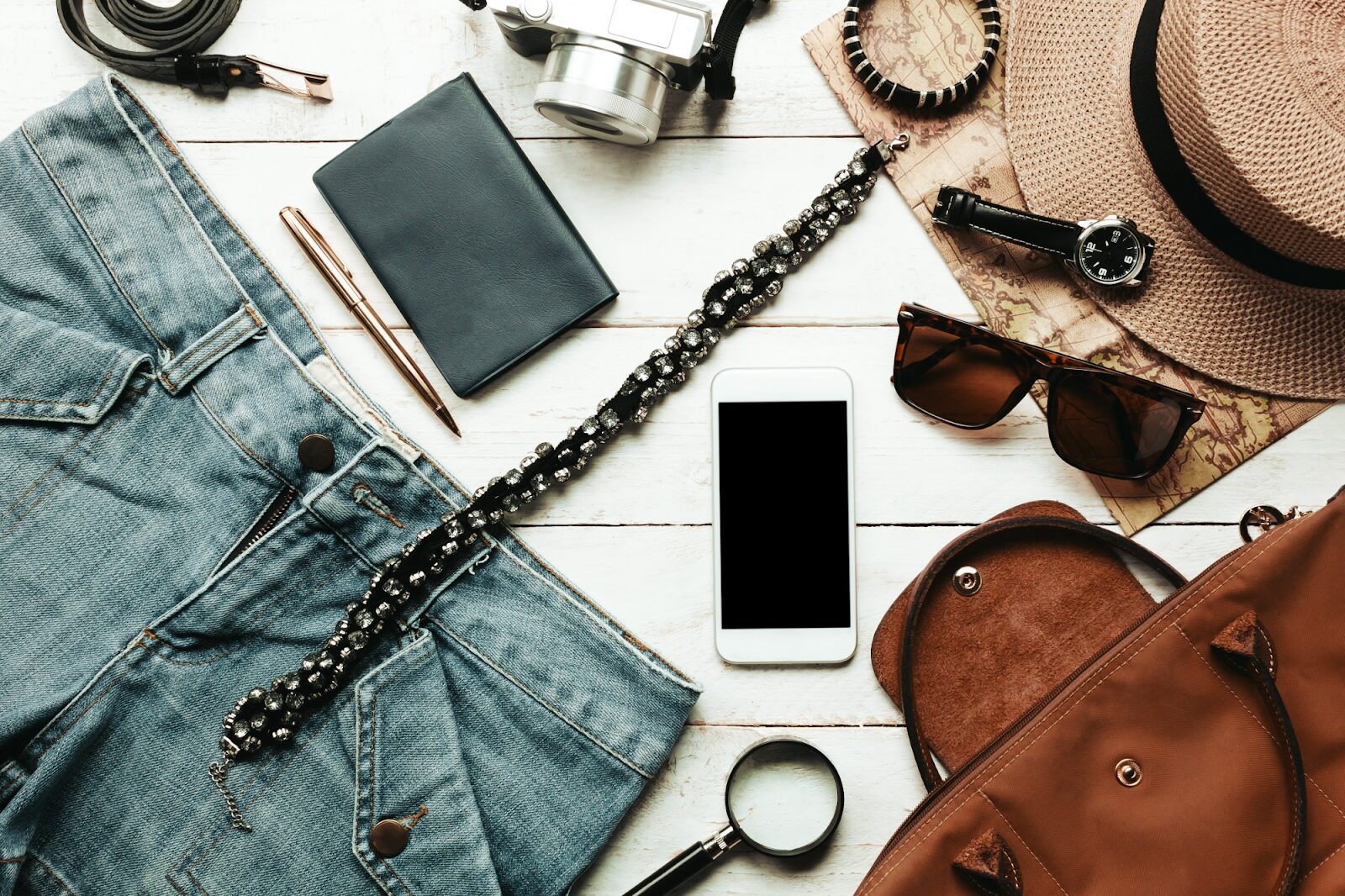 How to Choose Luxury Wear Items for Your Next Event