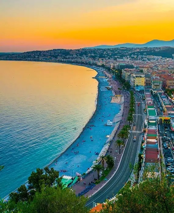 The Value of Hiring a Private Chauffeur on the French Riviera
